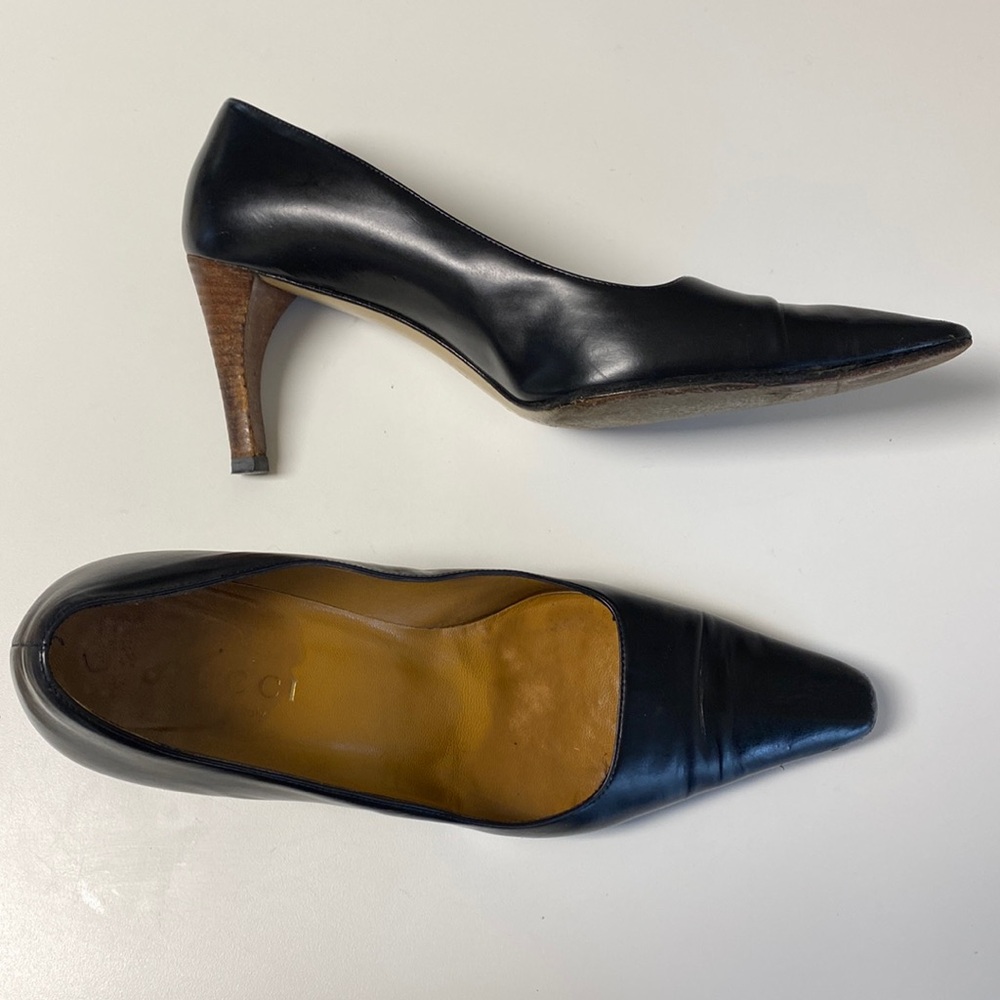 Gucci Vintage Black Court Heels - Picture 6 of 16